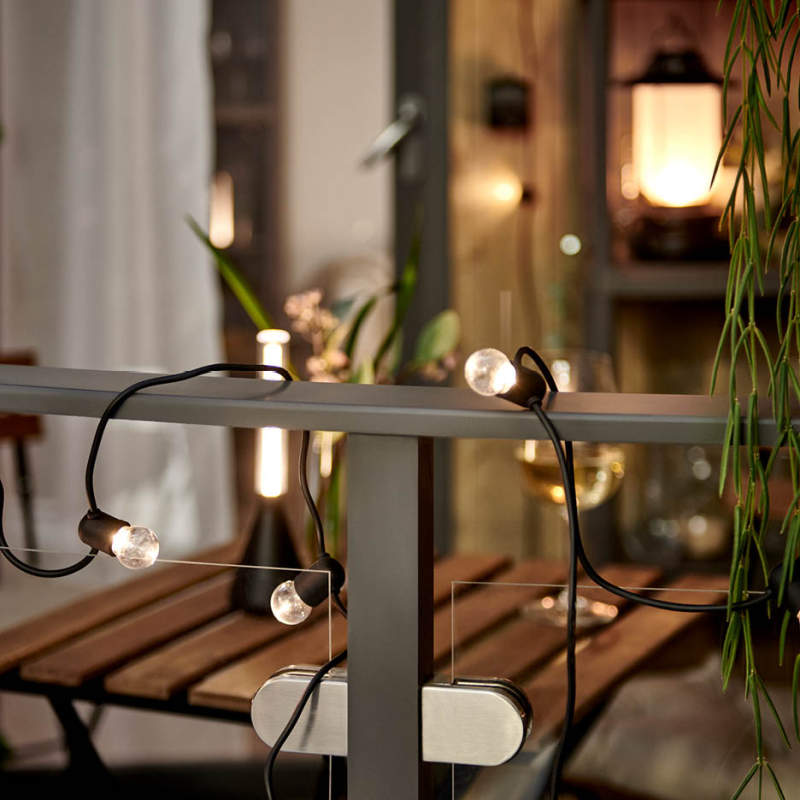 Outdoor lamps light up the night time