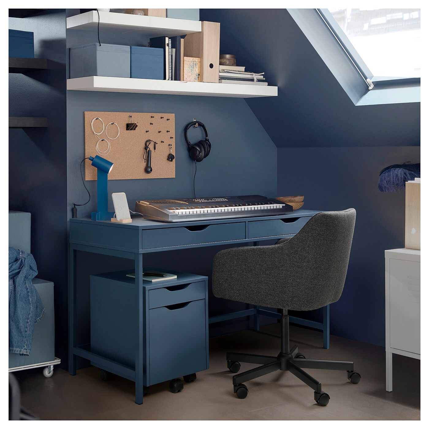 IKEA　机　青 ALEX desk black-blue - IKEA
