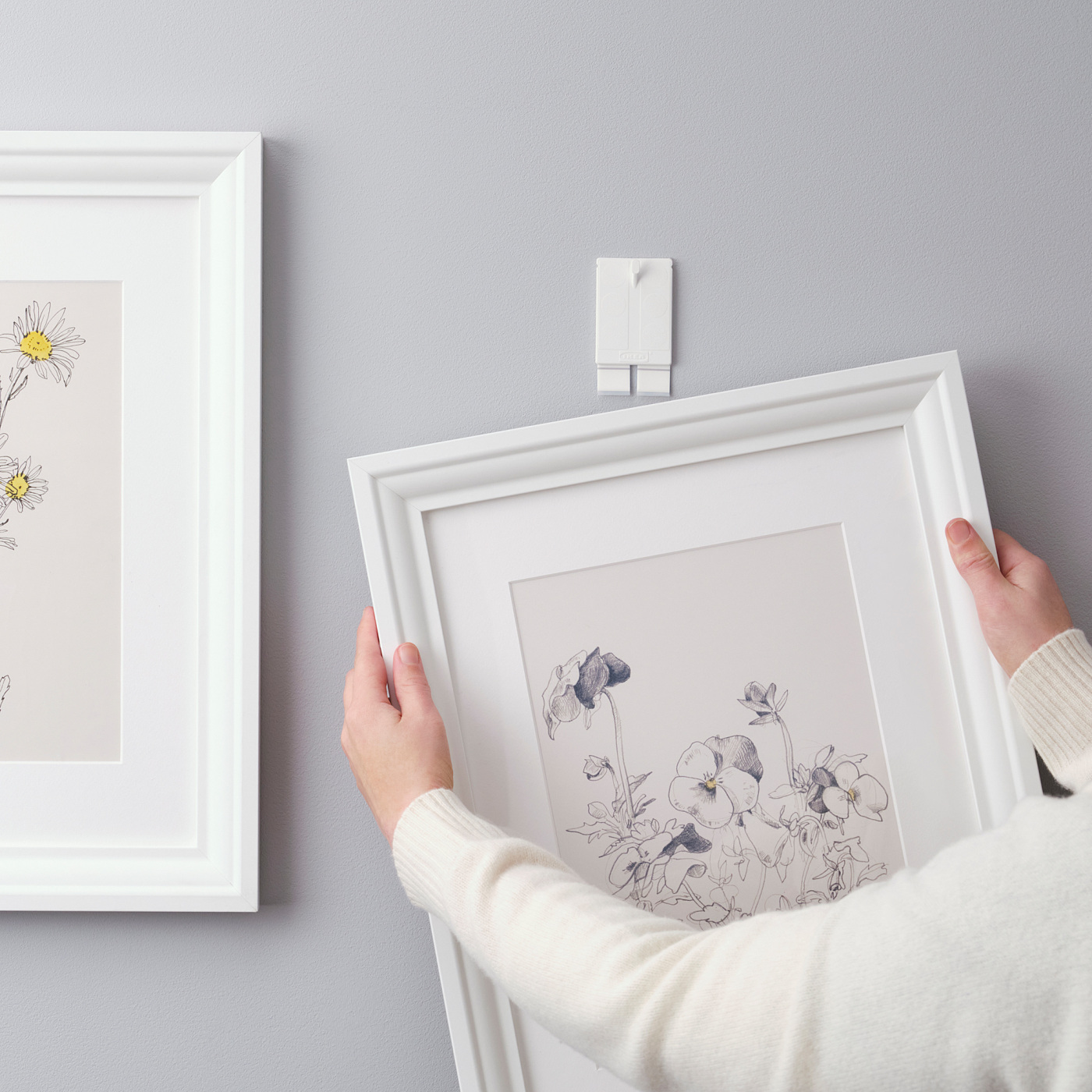 IKEA イケア PARKSYREN 写真立て 3点 + ALFTA 2点 ALFTA adhesive hook for frame white - IKEA