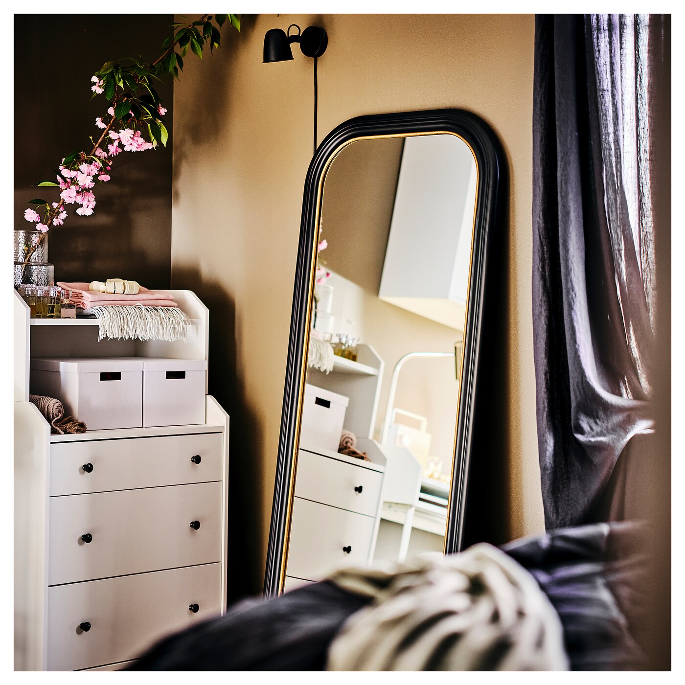 ALMARÖD mirror black - IKEA