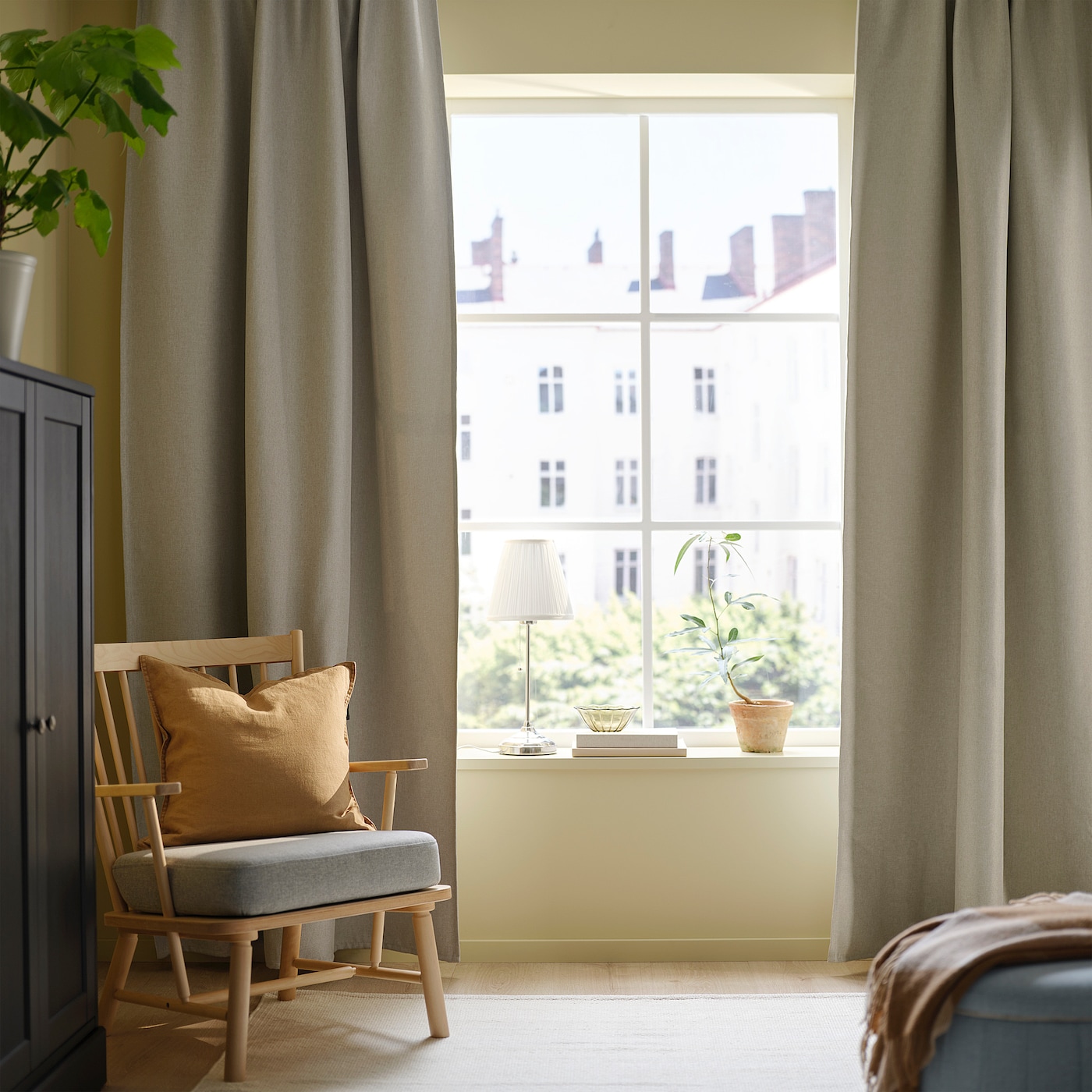ANNAKAJSA room darkening curtains, 1 pair light grey/with