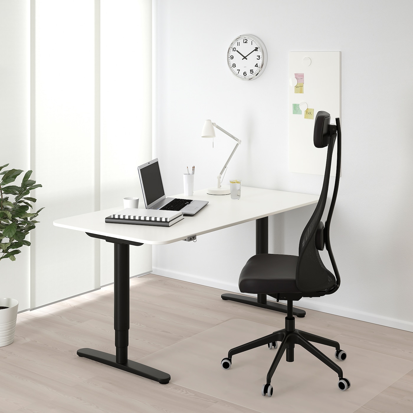 BEKANT desk sit/stand white/black - IKEA