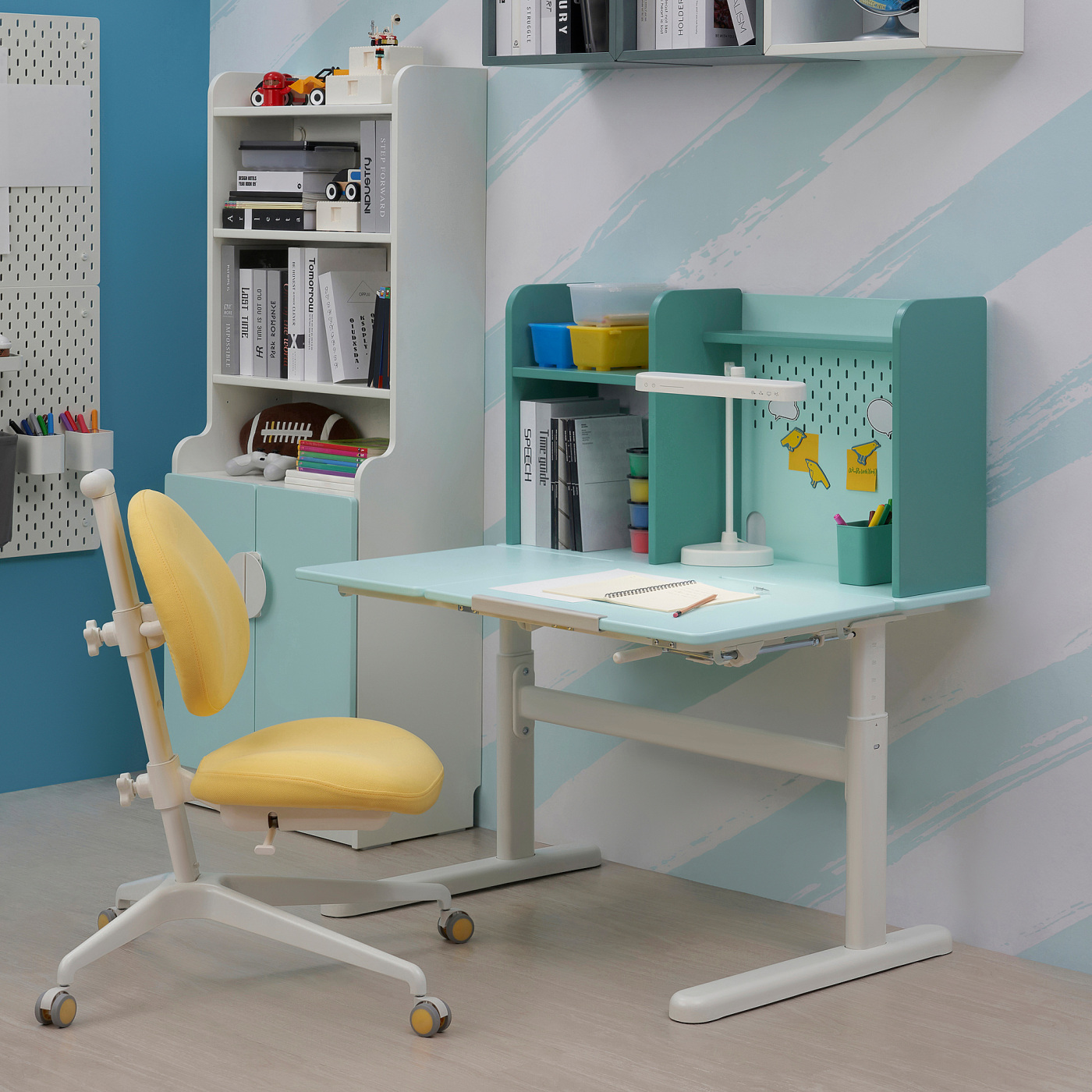 BERGLÄRKA desk turquoise/white tiltable - IKEA