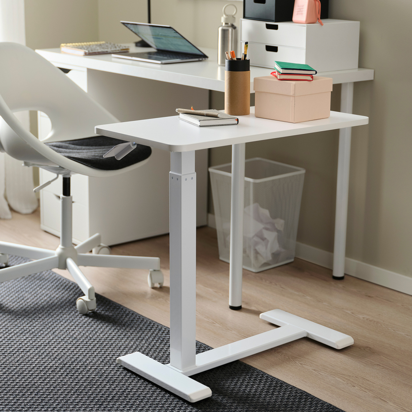IKEA BOLLSIDAN ボッルシダン 昇降式テーブル BOLLSIDAN laptop stand, white, 263/4x141/8