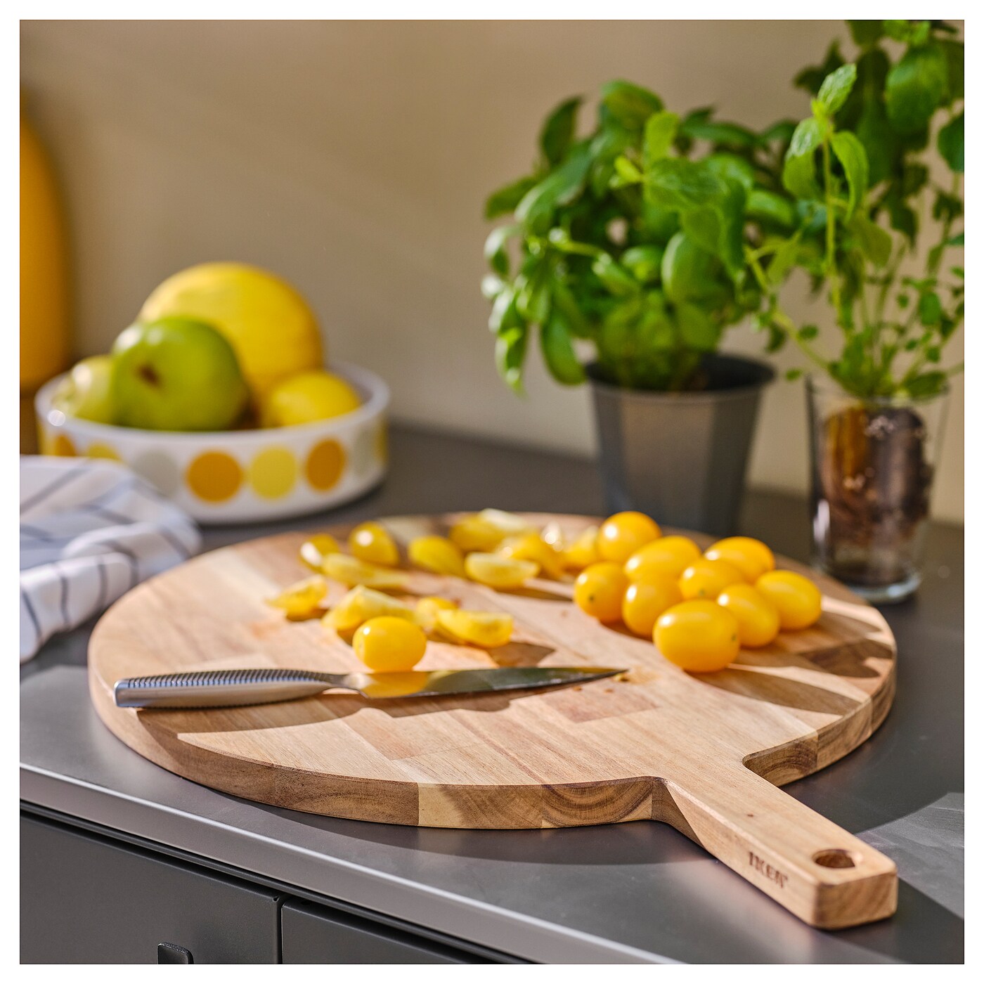 BRÖGGAN chopping board acacia - IKEA