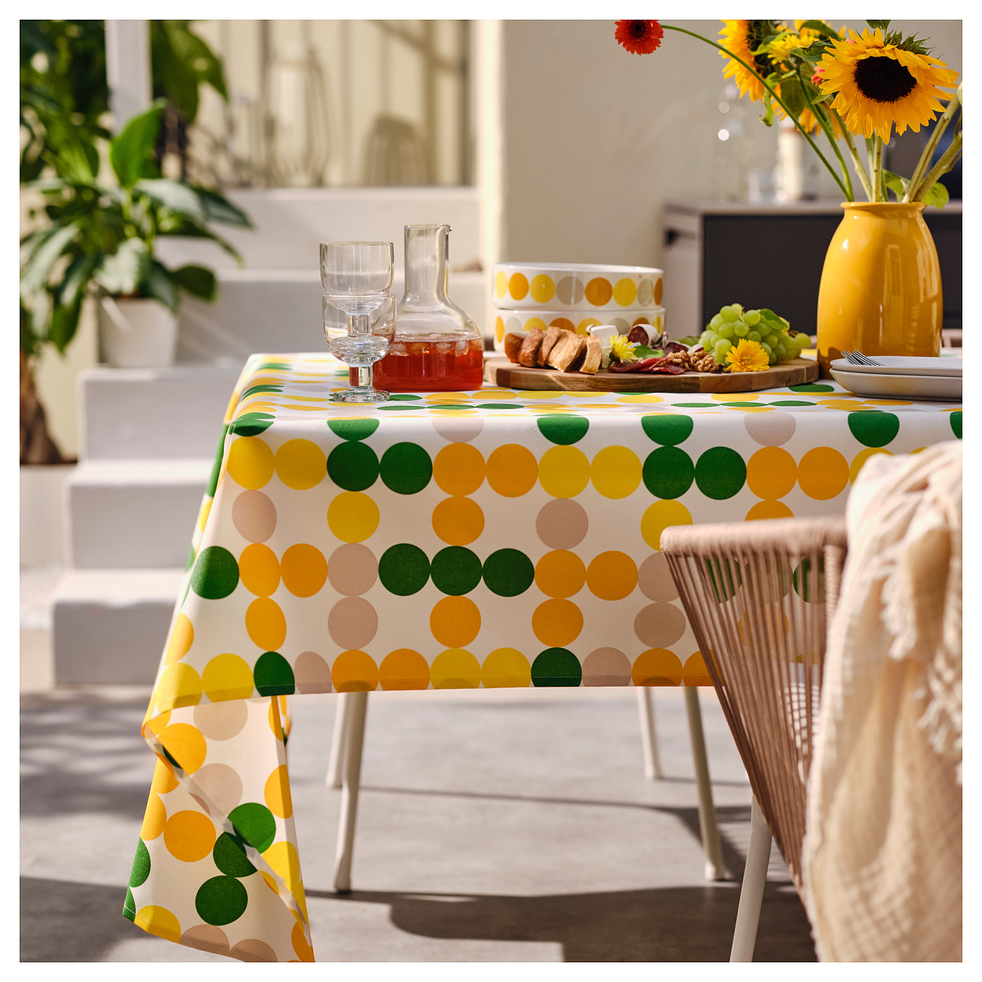 BRÖGGAN tablecloth wipeable/dot pattern multicolour - IKEA