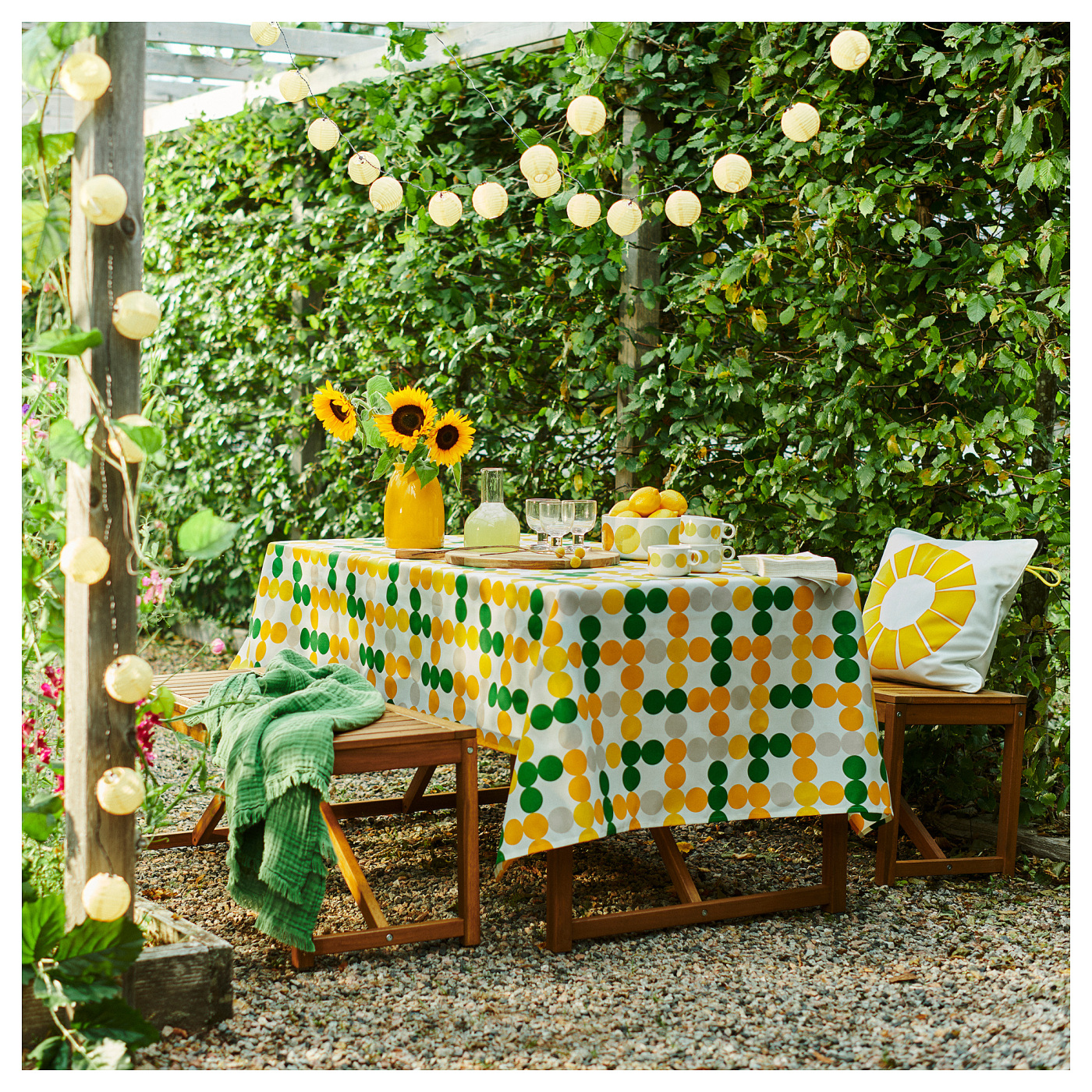 タグ付き！KLIPPAN TABLE CLOTH 120×194cm BRÖGGAN tablecloth wipeable/dot pattern multicolour - IKEA