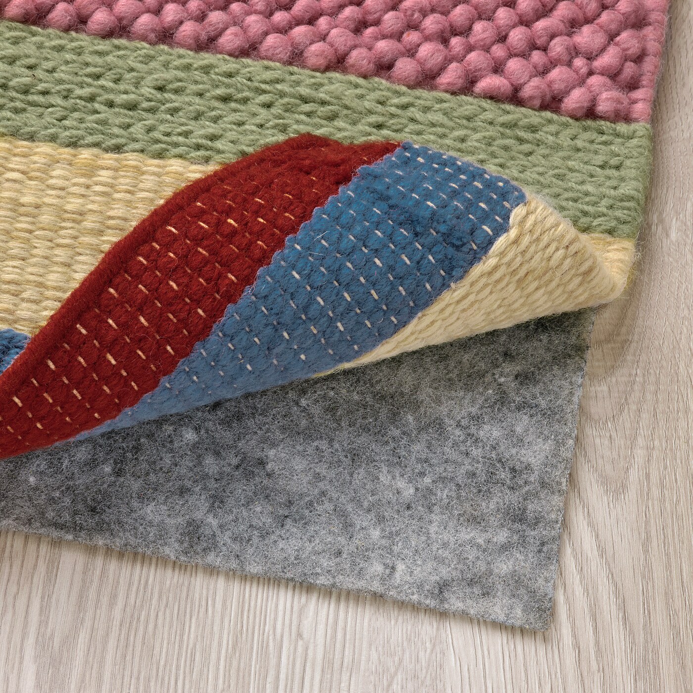 IKEA ウールラグBRONDEN 133×195 BRÖNDEN rug, low pile handmade multicolour/red - IKEA
