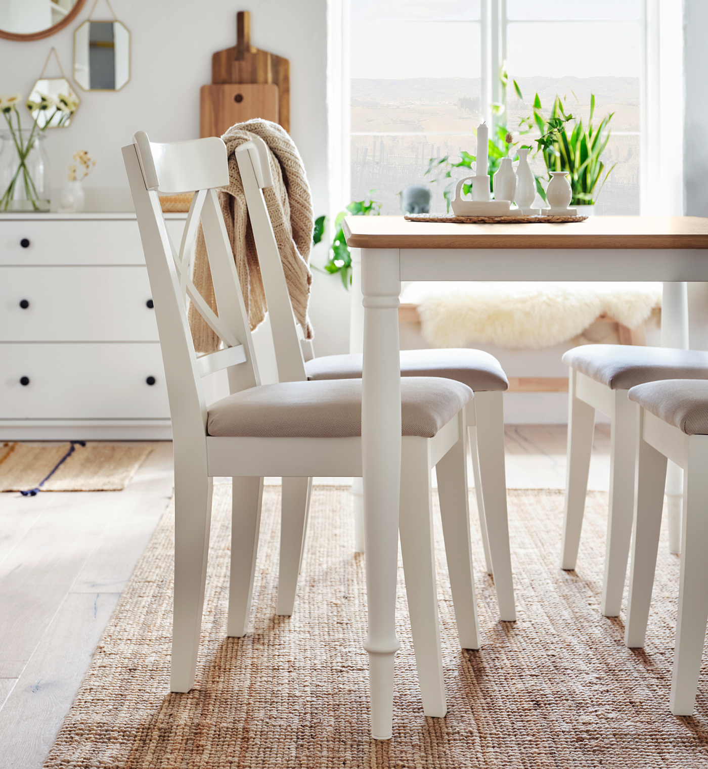 DANDERYD / INGOLF table and 4 chairs oak veneer white/Hallarp
