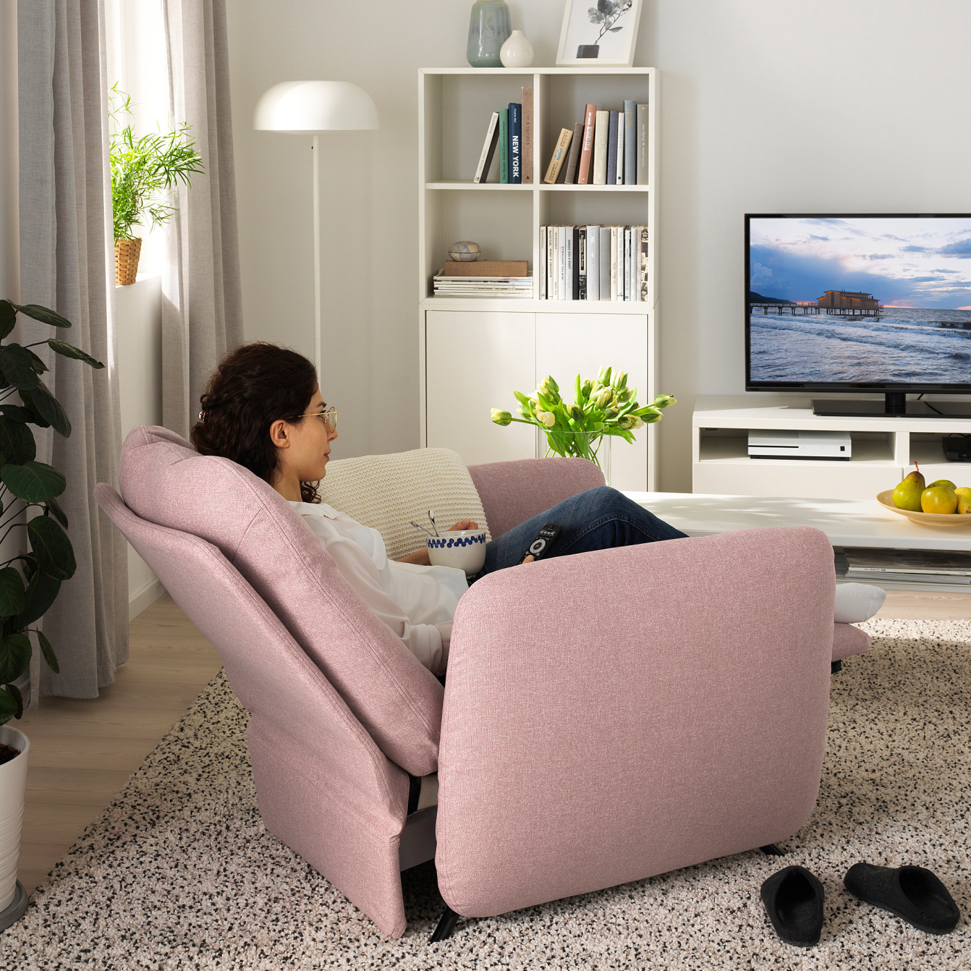 IKEA リクライニングパーソナルチェア EKOLSUND エーコルスン ピンク EKOLSUND recliner Gunnared light brown-pink - IKEA