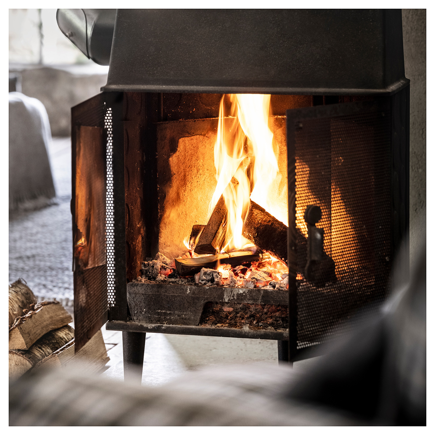 ENSTAKA scented candle in glass Bonfire/grey - IKEA