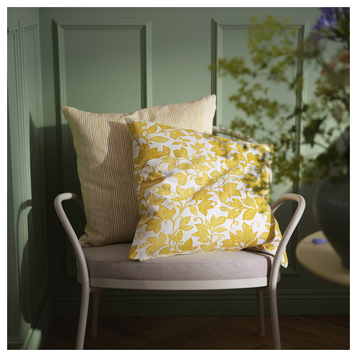 FJUNKLOCKA cushion cover yellow/white - IKEA