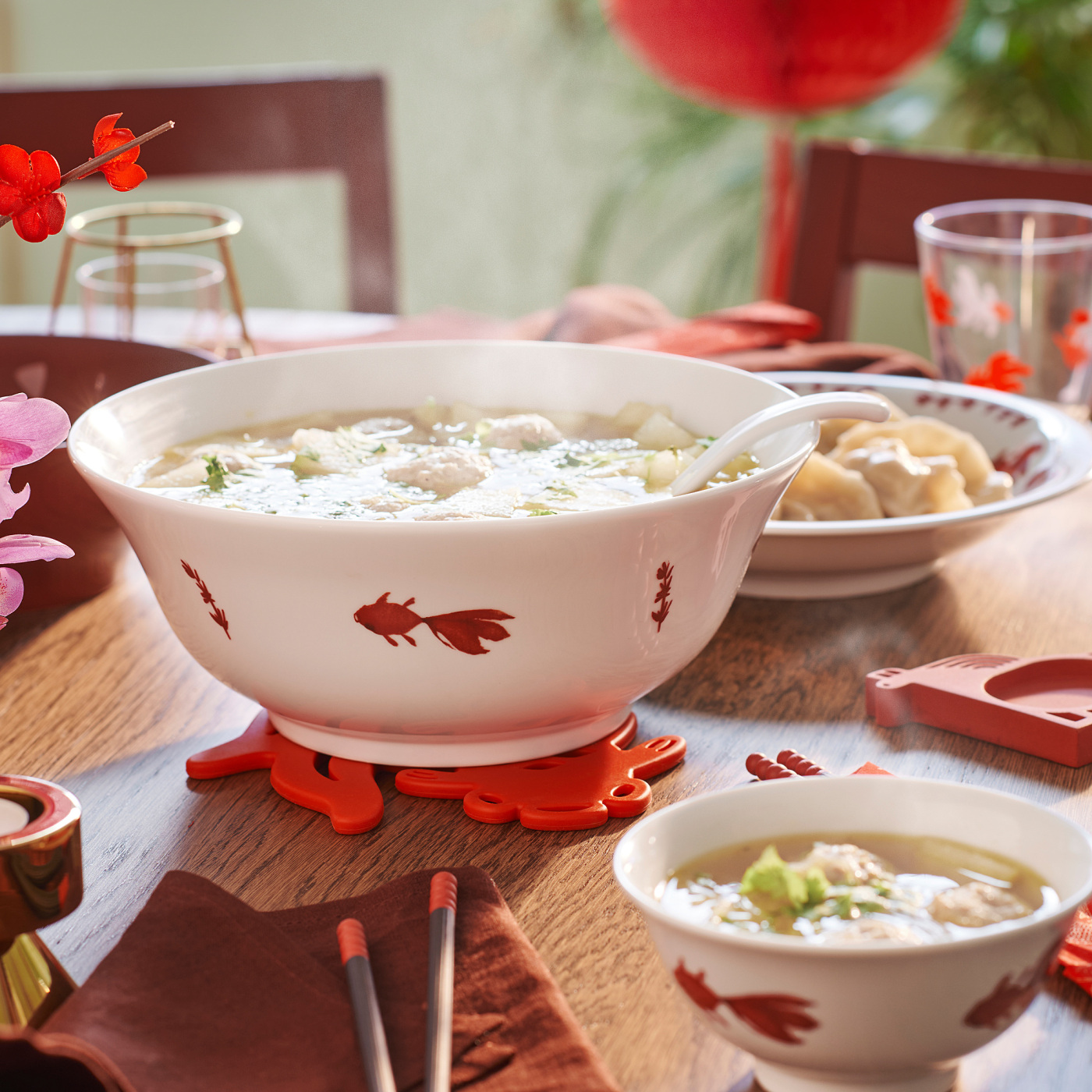 62 FRESH-WATER FISH 陶器皿 FÖSSTA serving bowl goldfish - IKEA
