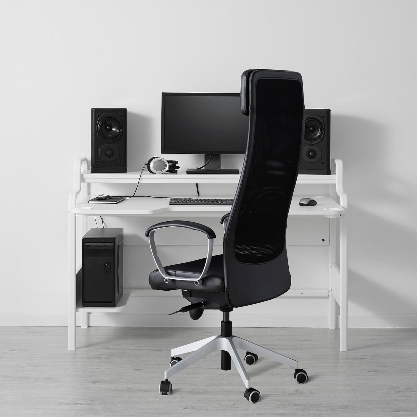 FREDDE gaming desk white - IKEA