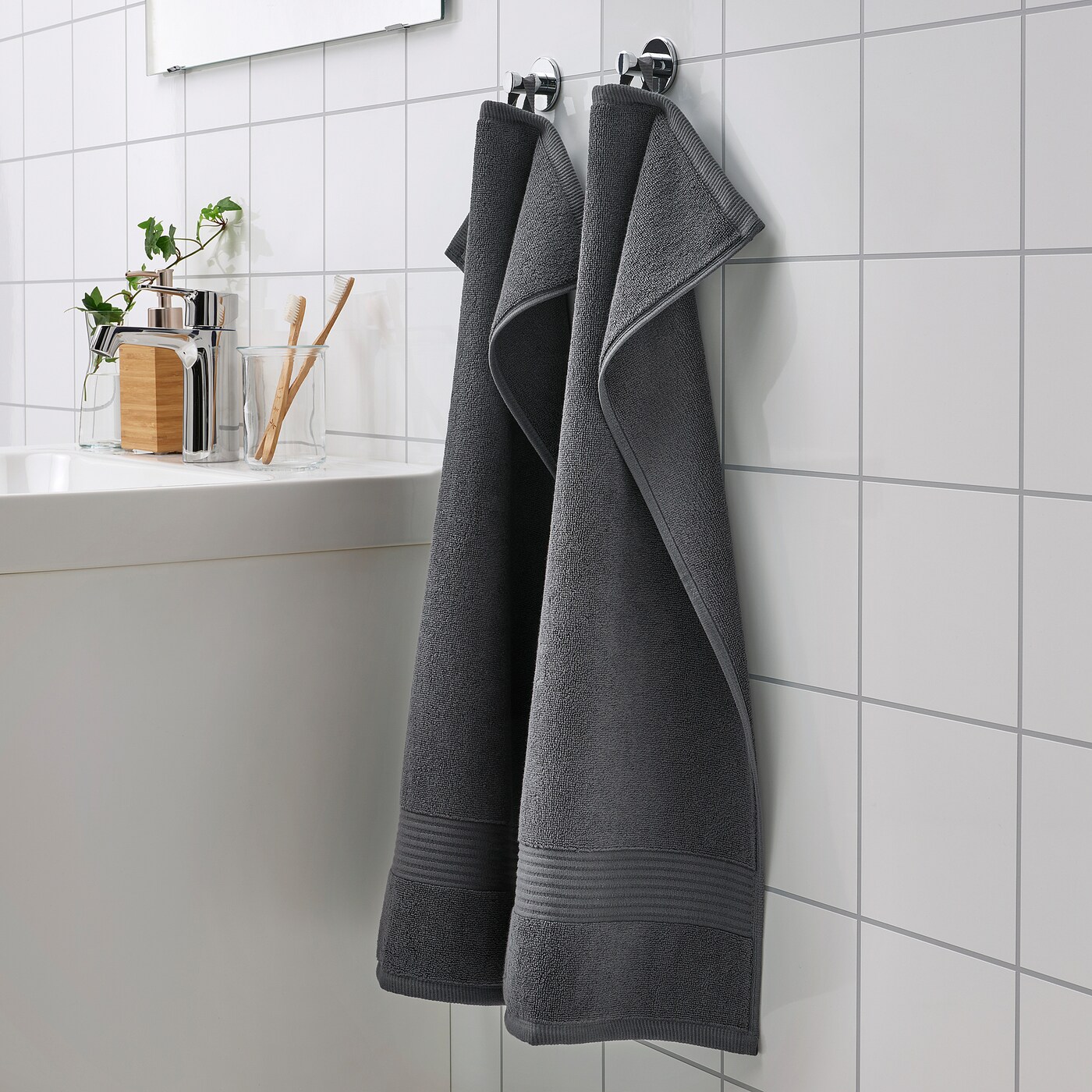 なとり シクレ タオル Fare Towel ブラック FREDRIKSJÖN hand towel dark grey - IKEA