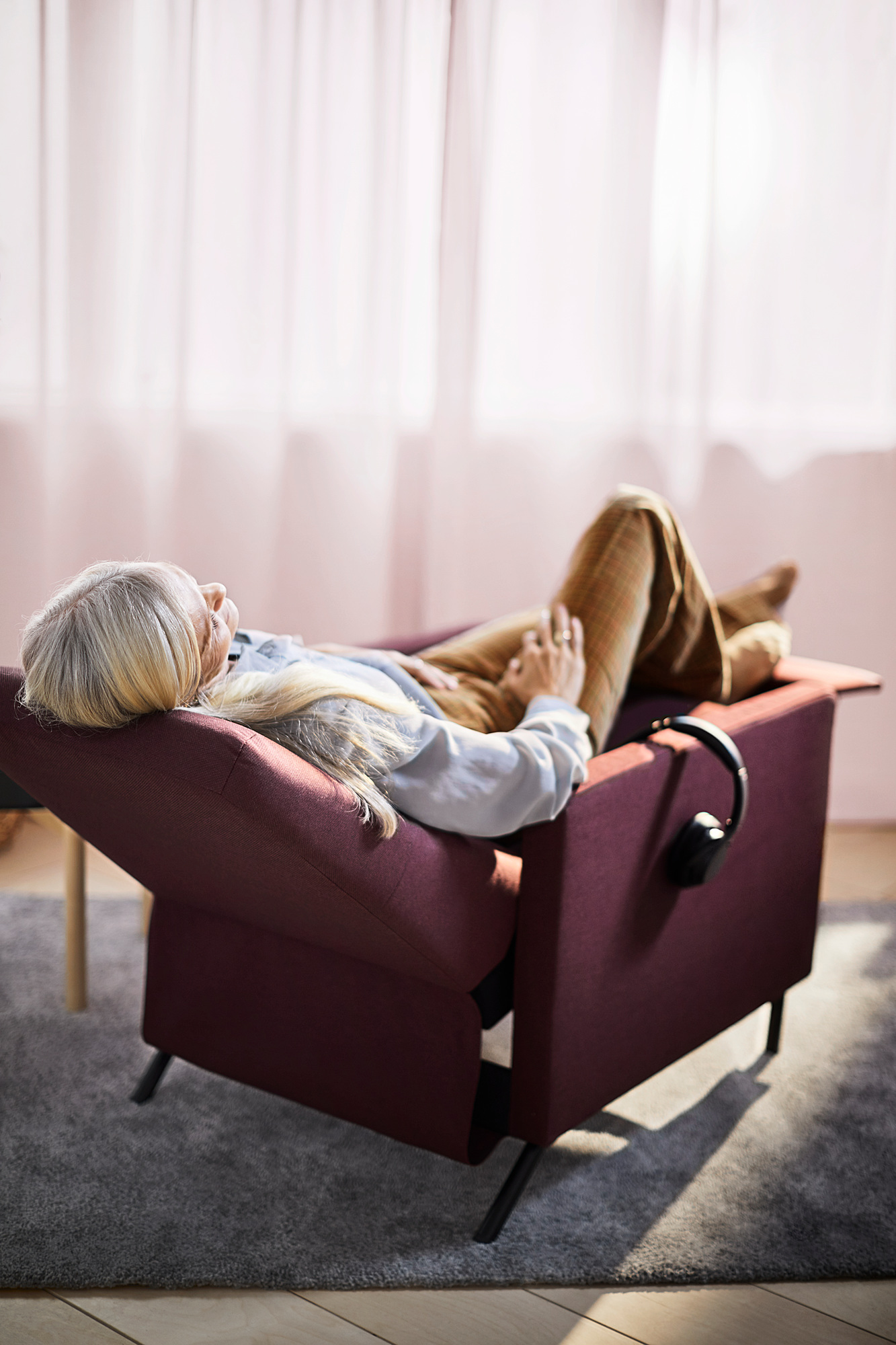IKEA GISTAD リクライニングチェア GISTAD Recliner GISTAD recliner Idekulla dark red - IKEA
