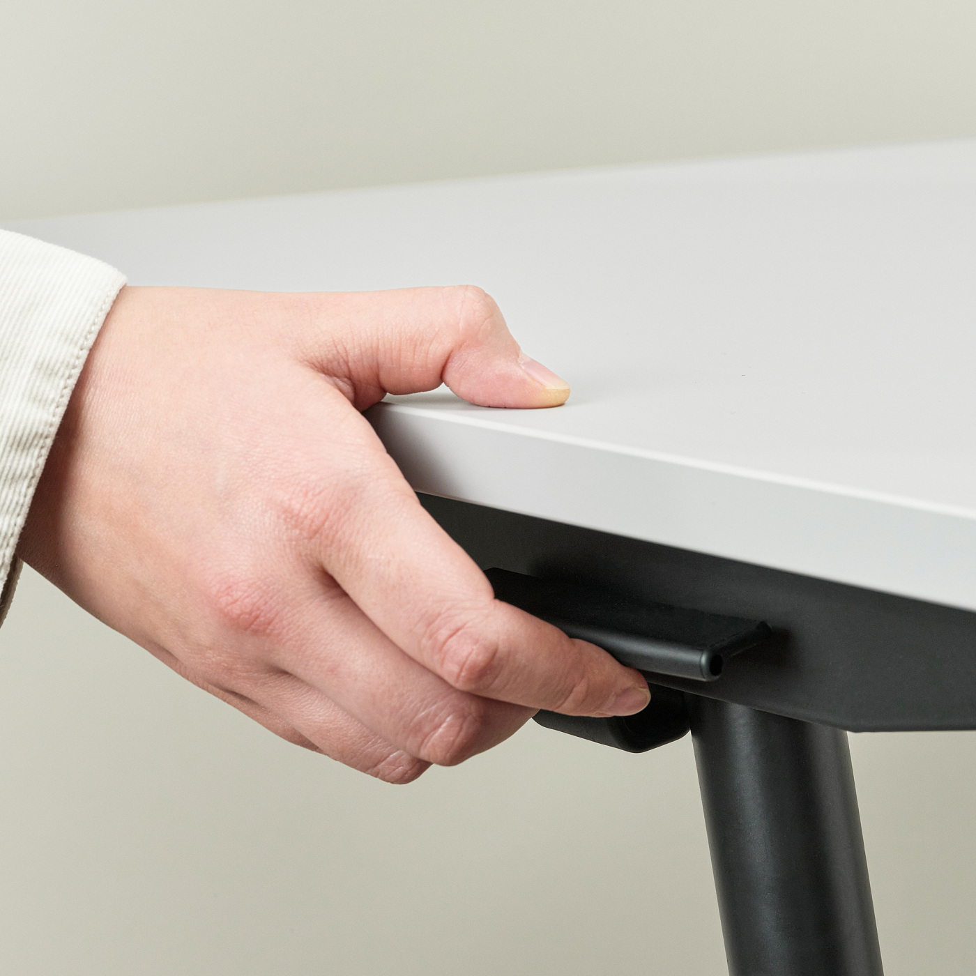 GLADHÖJDEN desk sit/stand light grey/anthracite - IKEA