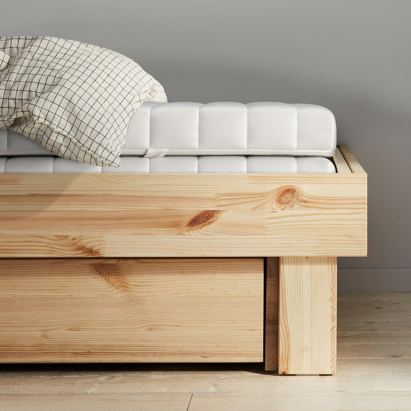 GLAMBERGET extendable bed w stor/2 mattresses pine/Ånnfjället