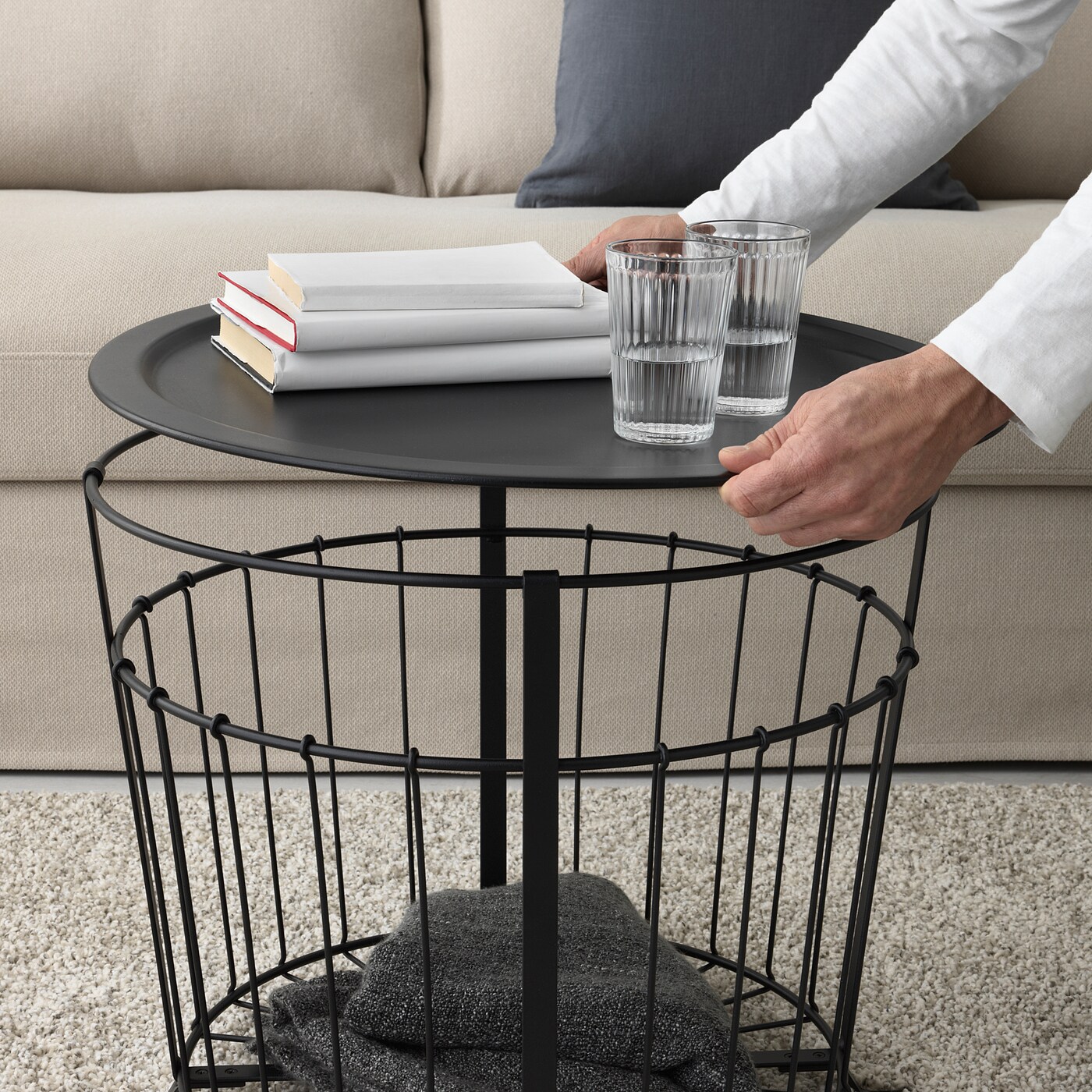 SALE！【送料込み】IKEA GUALÖV グアローヴ リビングテーブル GUALÖV storage table black - IKEA
