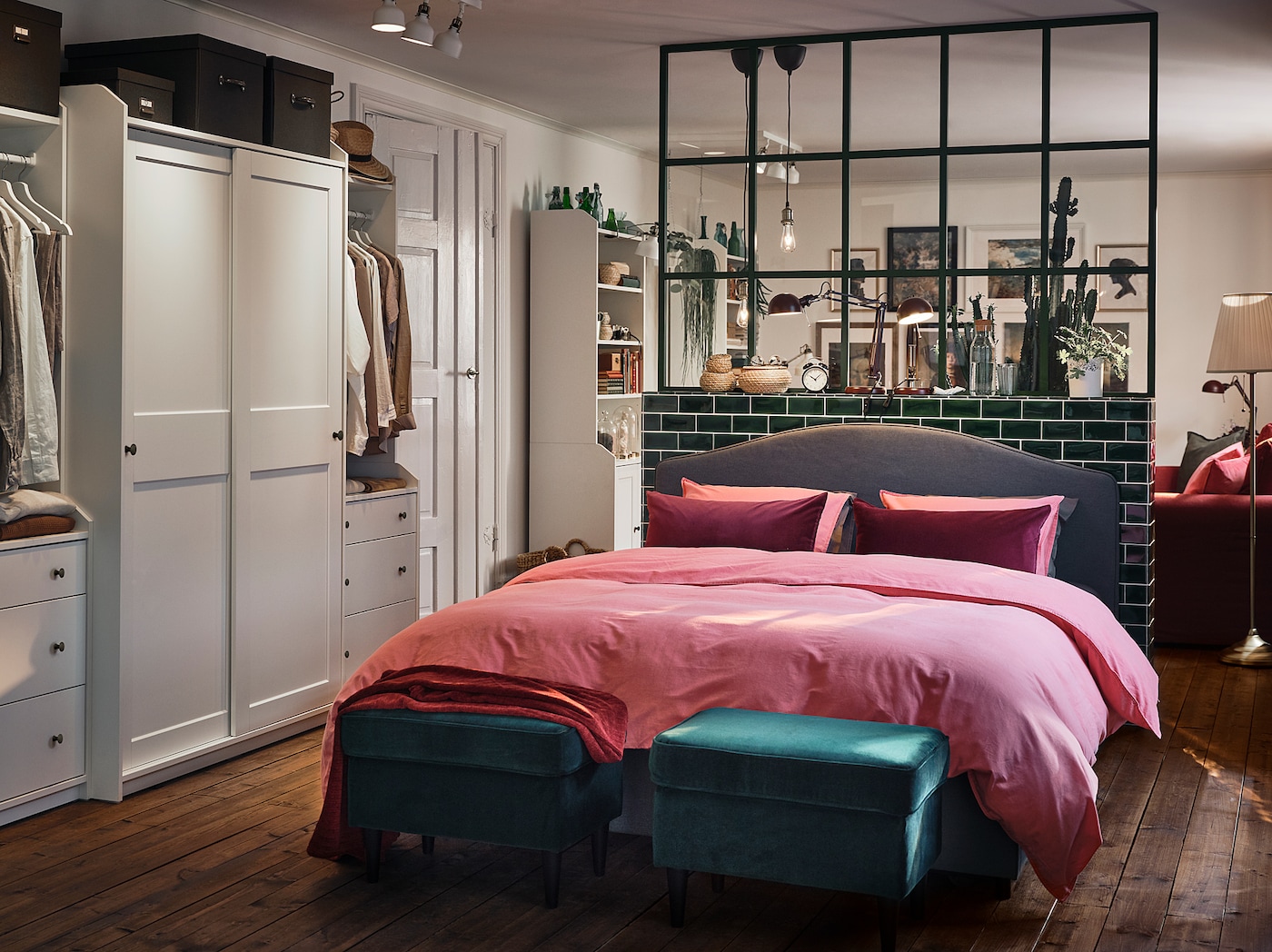 Ikea hauga wardrobe with sliding doors discount