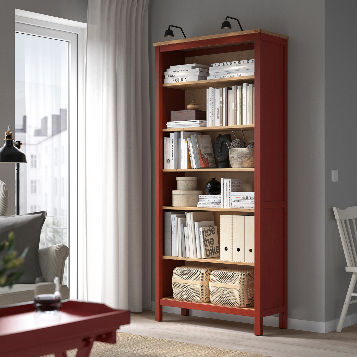 イケア/IKEA/3段キャビネット/ヘムネス/HEMNES/赤/レッド/ステイン塗装/幅108cm/奥行50cm/高さ96cm/3段チェスト /収納/カントリー調/ハイチェスト/チェスト/パイン無垢材/ローチェスト/シャビー/シャツ収納/小物収納/収納家具/収納BOX/ リビング収納/クローゼット/ 収納/福岡市/糸島市/直接引取り可/自社便配送可 HEMNES storage combination w doors/drawers red stained/light brown