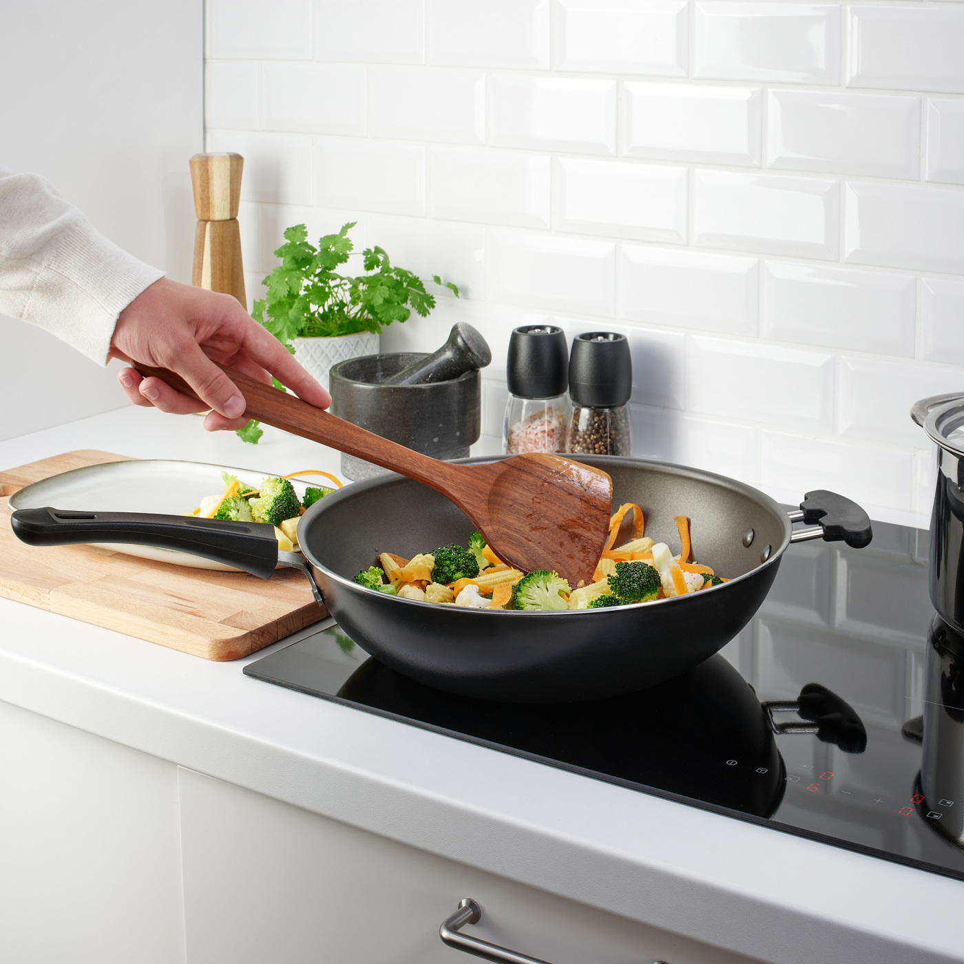 HULDHET wok spatula walnut - IKEA