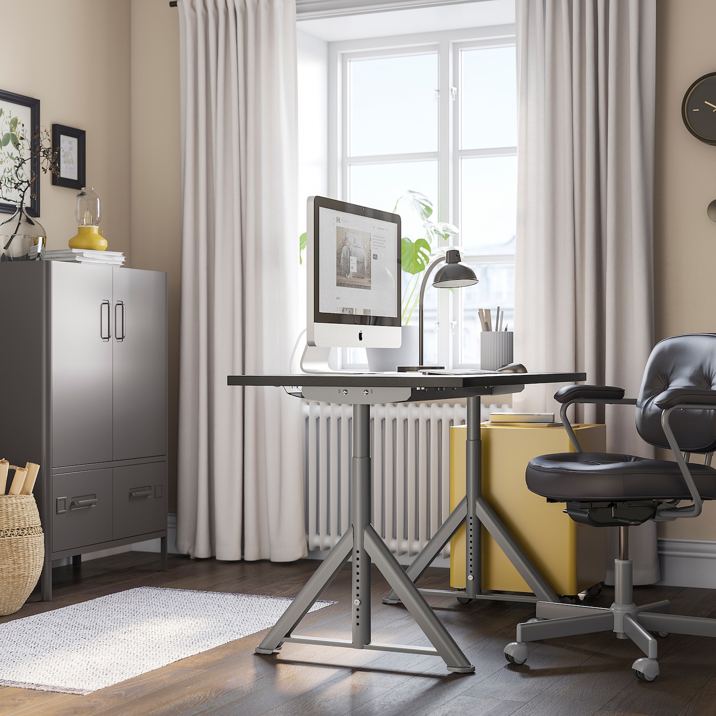 IDÅSEN desk brown/dark grey - IKEA