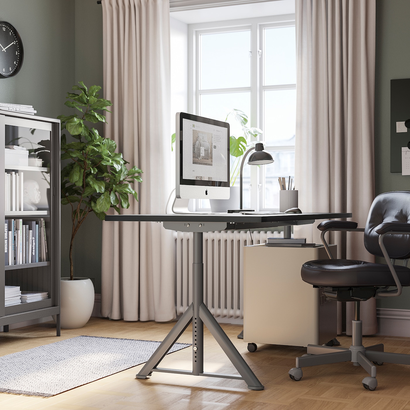IDÅSEN desk black/dark grey - IKEA