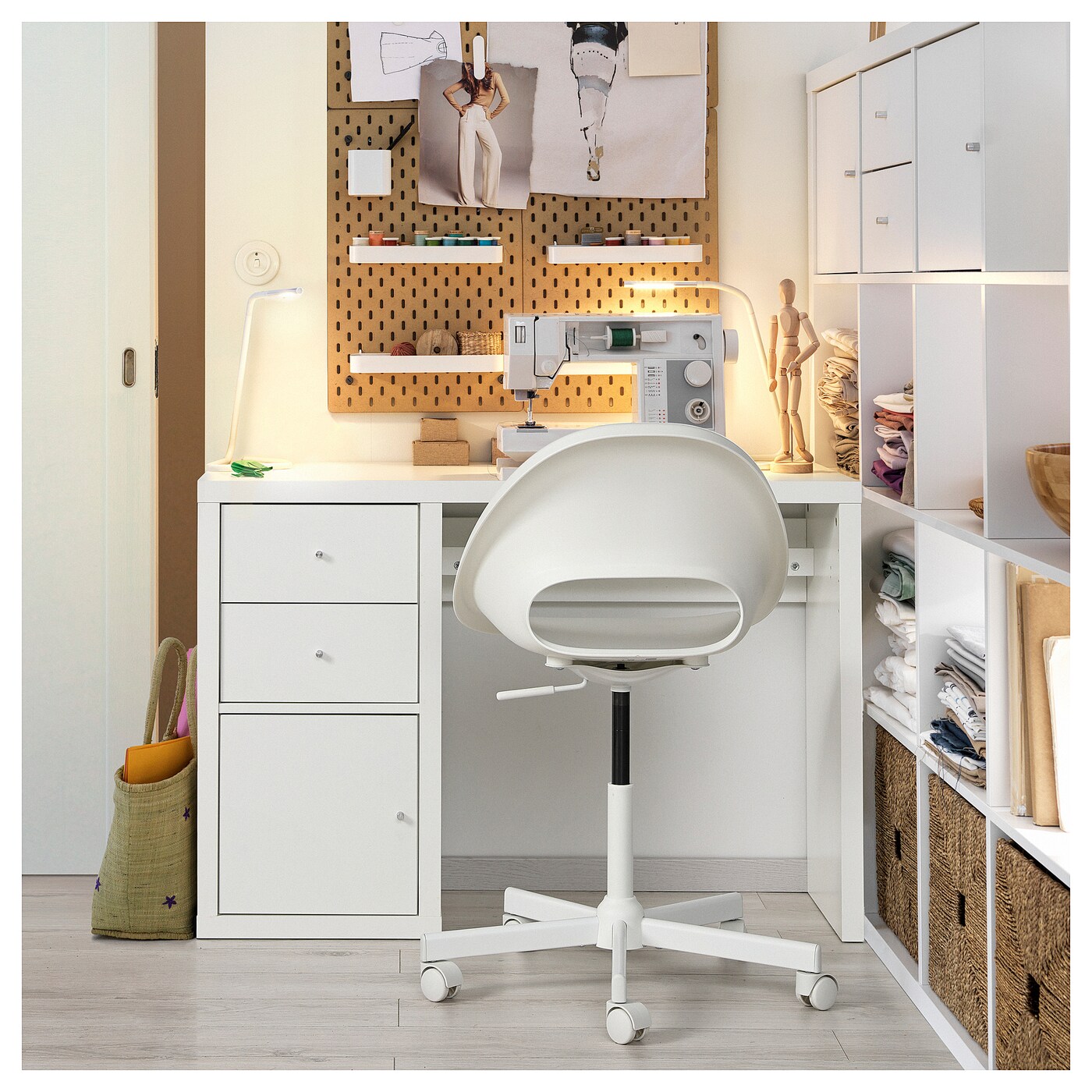 ◇IKEA◇デスク＆チェア◇家具2点◇大阪兵庫京都奈良滋賀和歌山◇ KALLAX / LOBERGET desk and chair white - IKEA