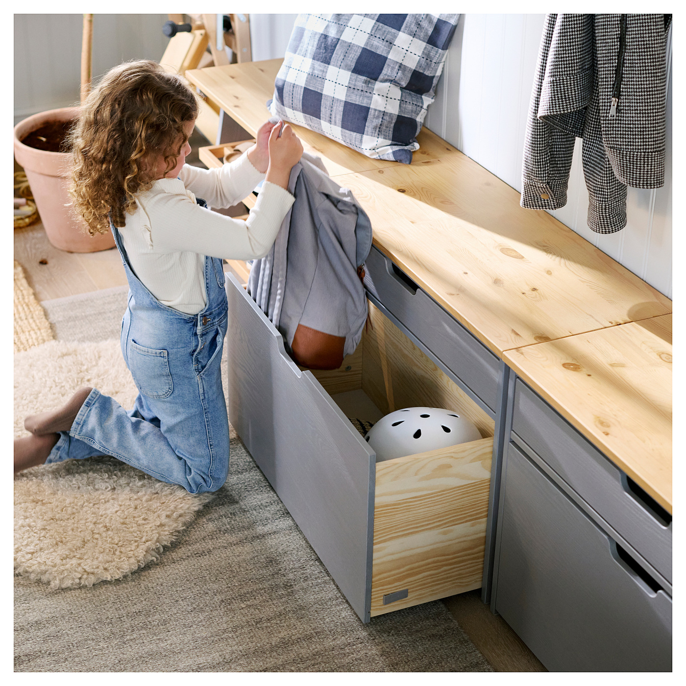 0414-016 ★リユースのサカイ幸手店★　イケア　IKEA オープンシェルフ※・ハガレ月¥9,900(税込)【備考】W112×D39×H147 KALLSÖ storage bench grey - IKEA