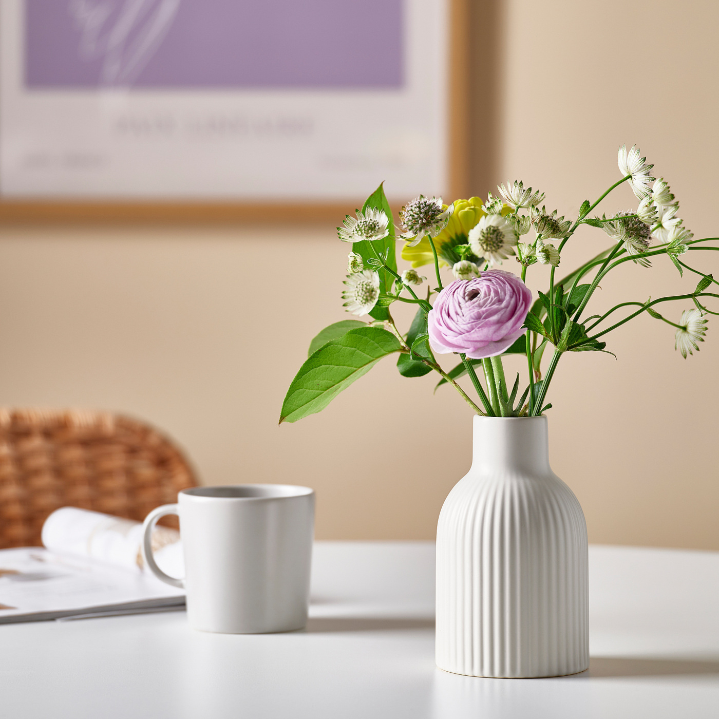  Kastehelmi 花瓶 ホワイト160㎜ KAPKASTANJ vase off-white - IKEA