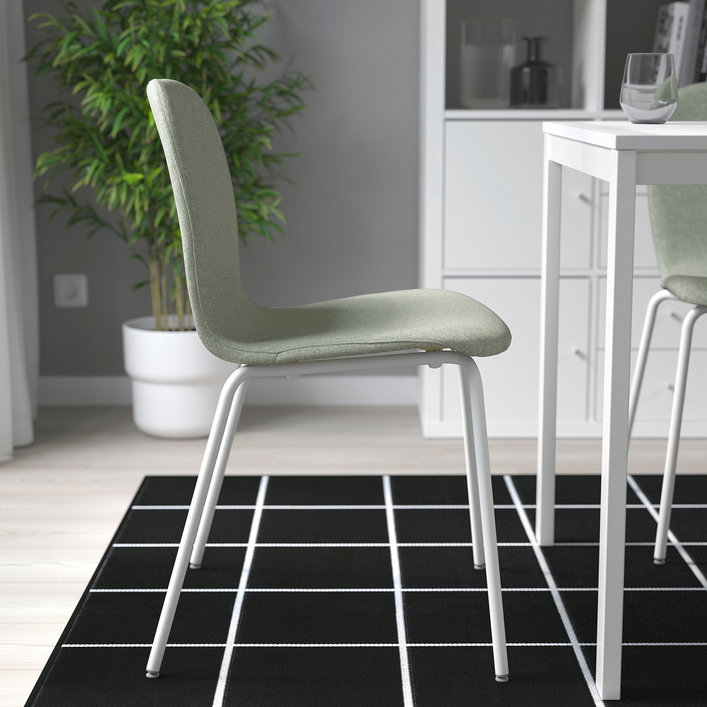 KARLPETTER chair Gunnared light green/Sefast white - IKEA