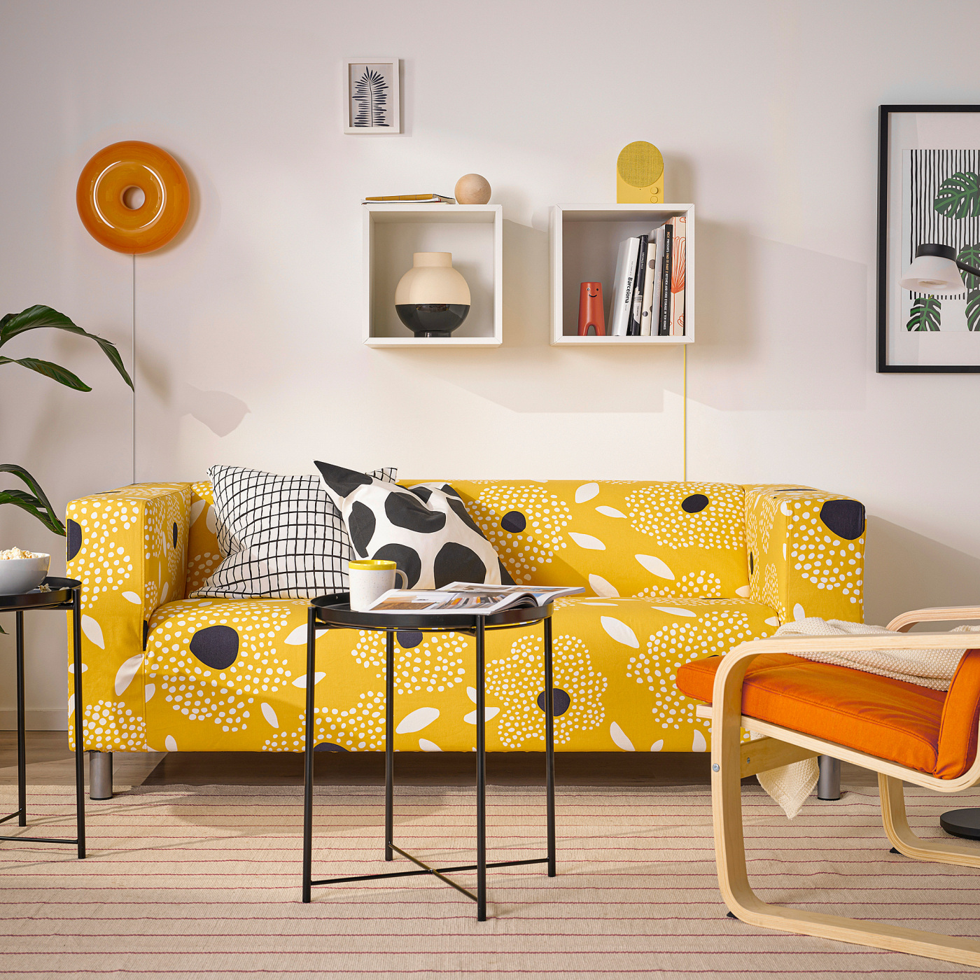 IKEA　ソファ　KLIPPAN KLIPPAN 2-seat sofa Tingetorp yellow/white/floral pattern - IKEA
