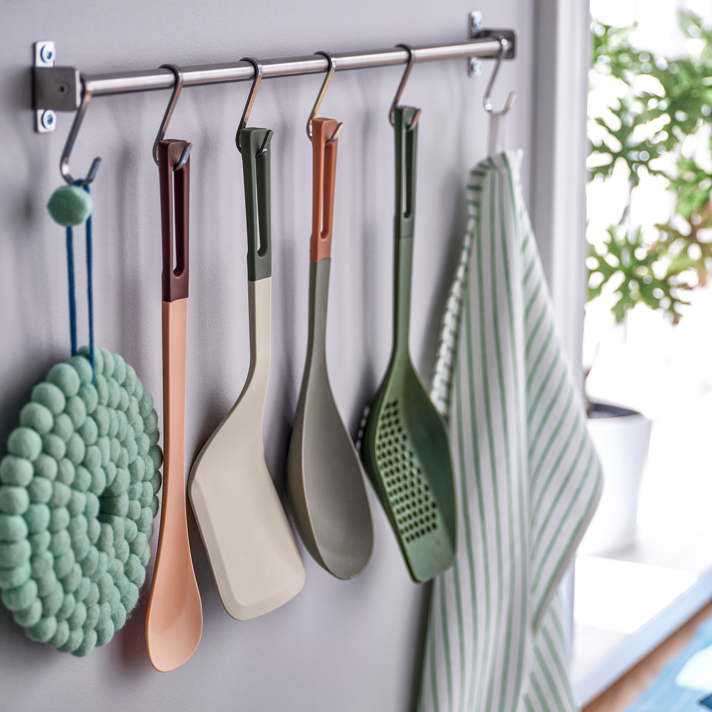 KNORRHANE spatula light beige/anthracite - IKEA