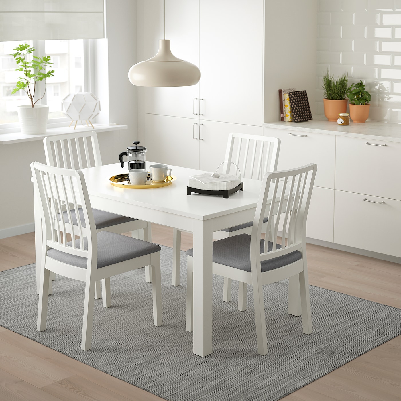 Ikea 4 chair table discount