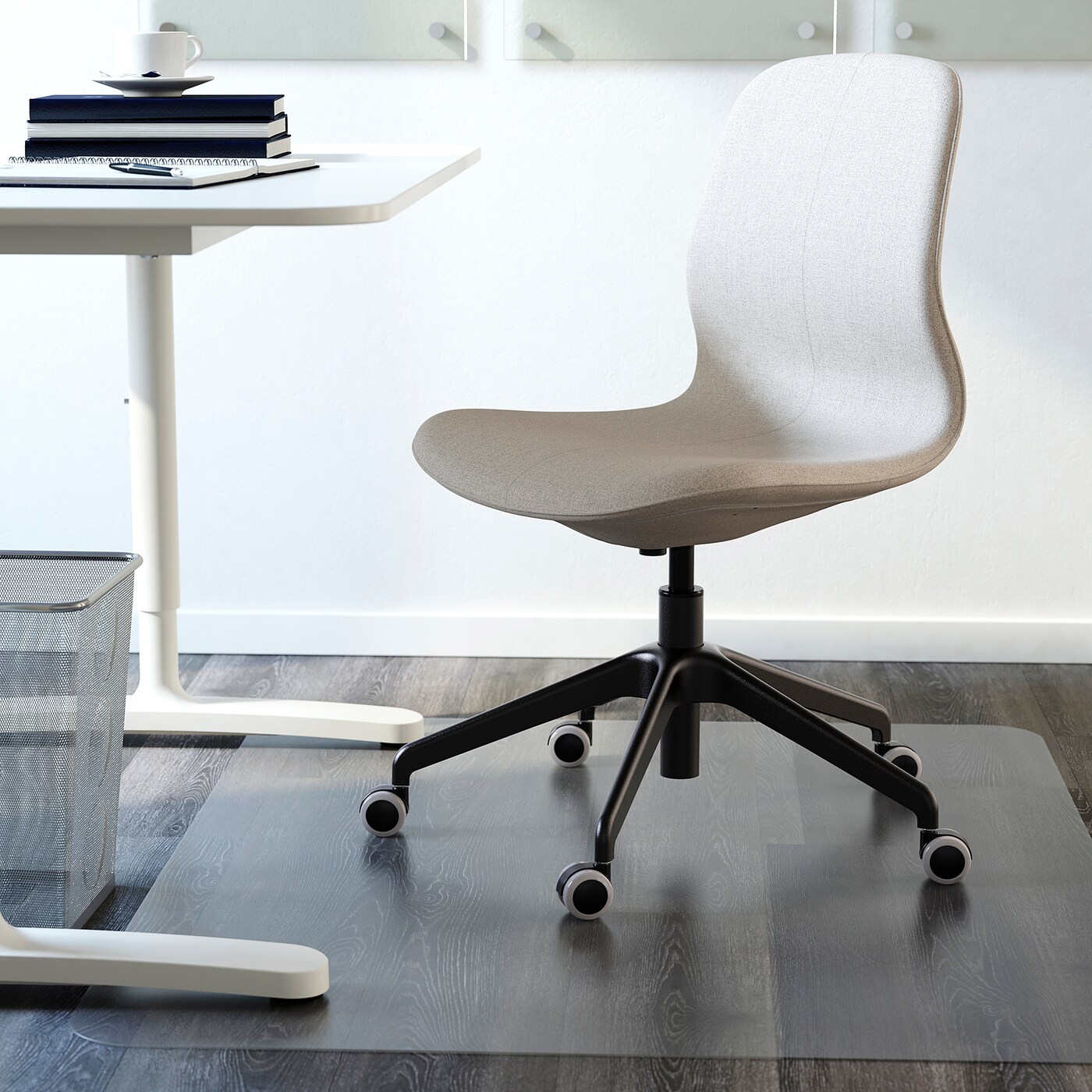 LÅNGFJÄLL conference chair Gunnared beige/black - IKEA