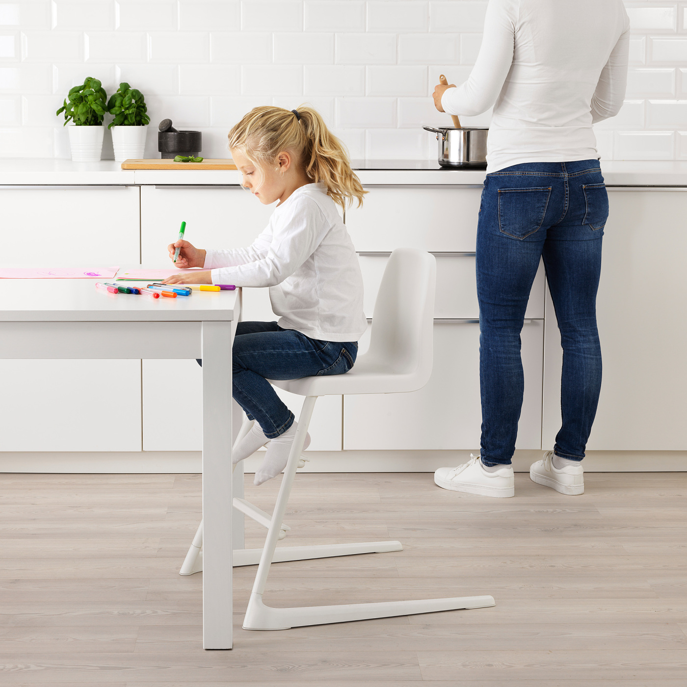 IKEA ベビーチェアー　LANGUR 白 LANGUR junior/highchair white - IKEA