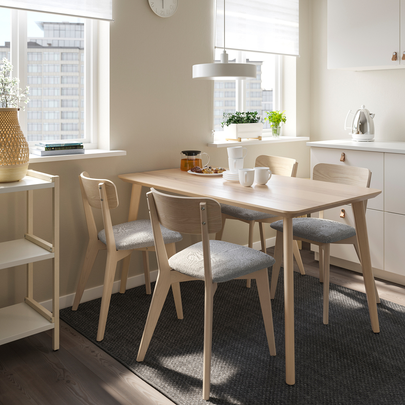 LISABO / LISABO table and 4 chairs ash/Tallmyra white/black - IKEA