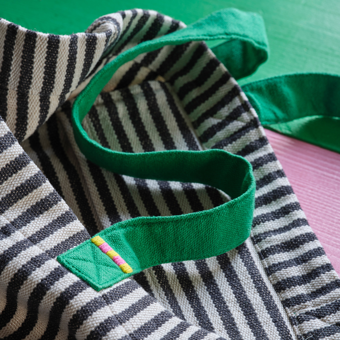 MAYIN マイン馬印 112cm 13000k MÄVINN bag green/stripe white/black - IKEA