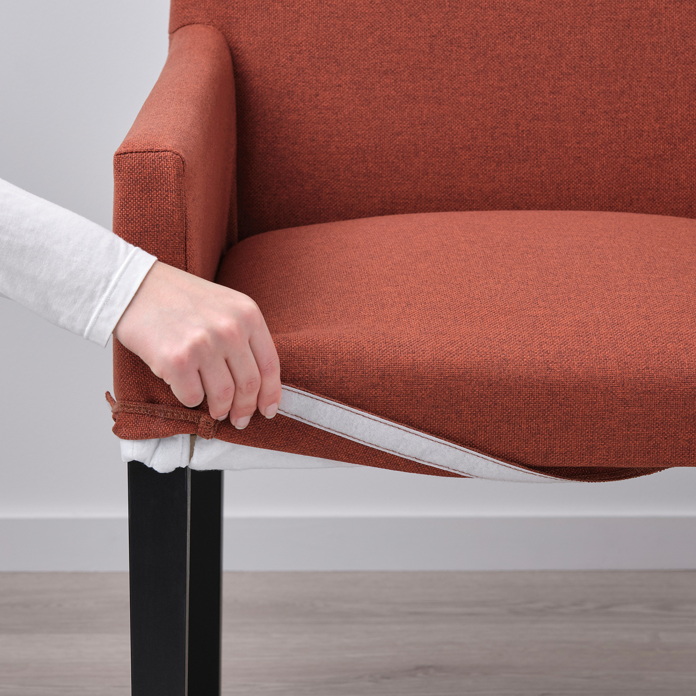 MÅRENÄS chair with armrests black/Gunnared red-brown - IKEA