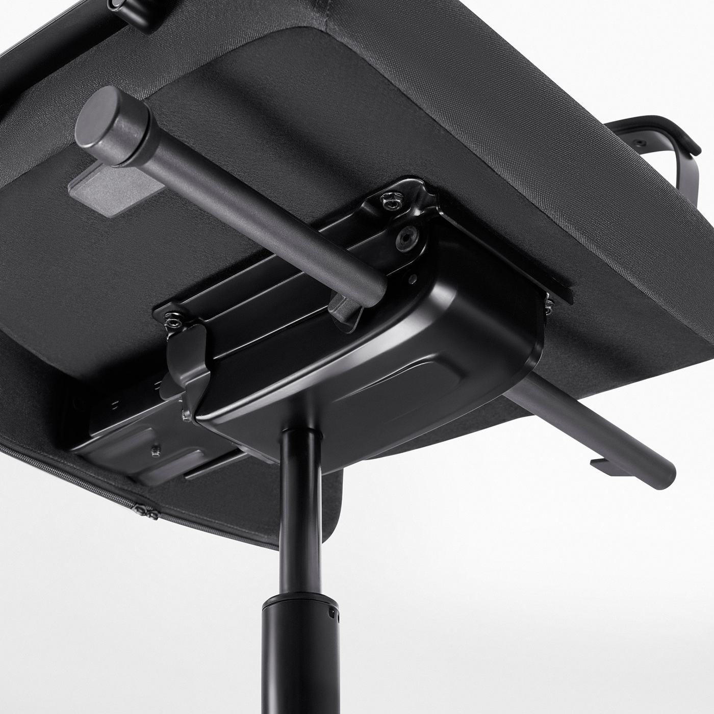 IKEA MARKUS ハイバックチェア リクライニング 肘置き付 パソコンチェア 事務椅子 キャスター メッシュ 幅62cm×奥行60cm×高さ129cm～140cm IKEA MARKUS Office chair, Adjust the height and angle of this