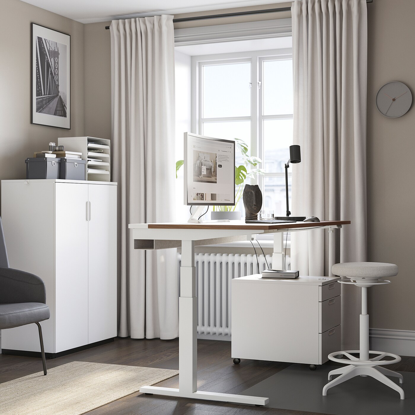 MITTZON desk sit/stand electric walnut veneer/white - IKEA