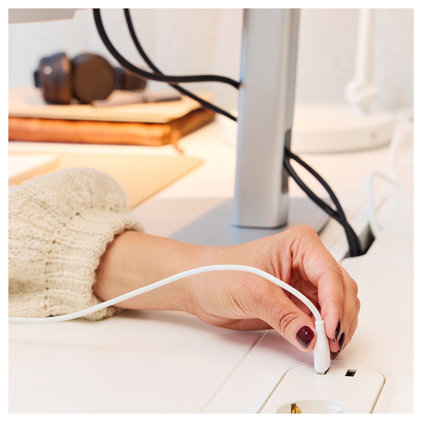 こめぽん様Desk Med 60×120 H-10260W_2?$ZoomHD$