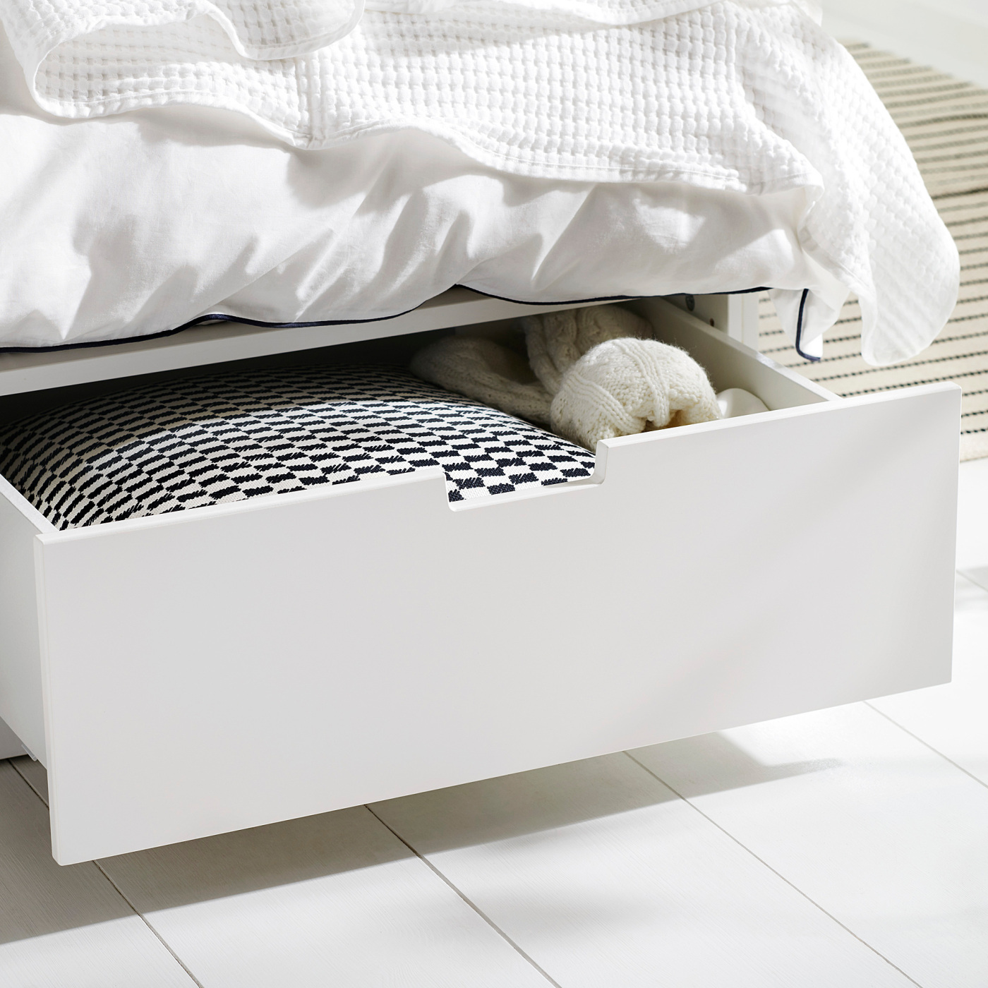 IKEA NORDLI ベッドフレーム （送料込み・お届け地域限定） NORDLI bed frame with storage and mattress white/Valevåg firm - IKEA