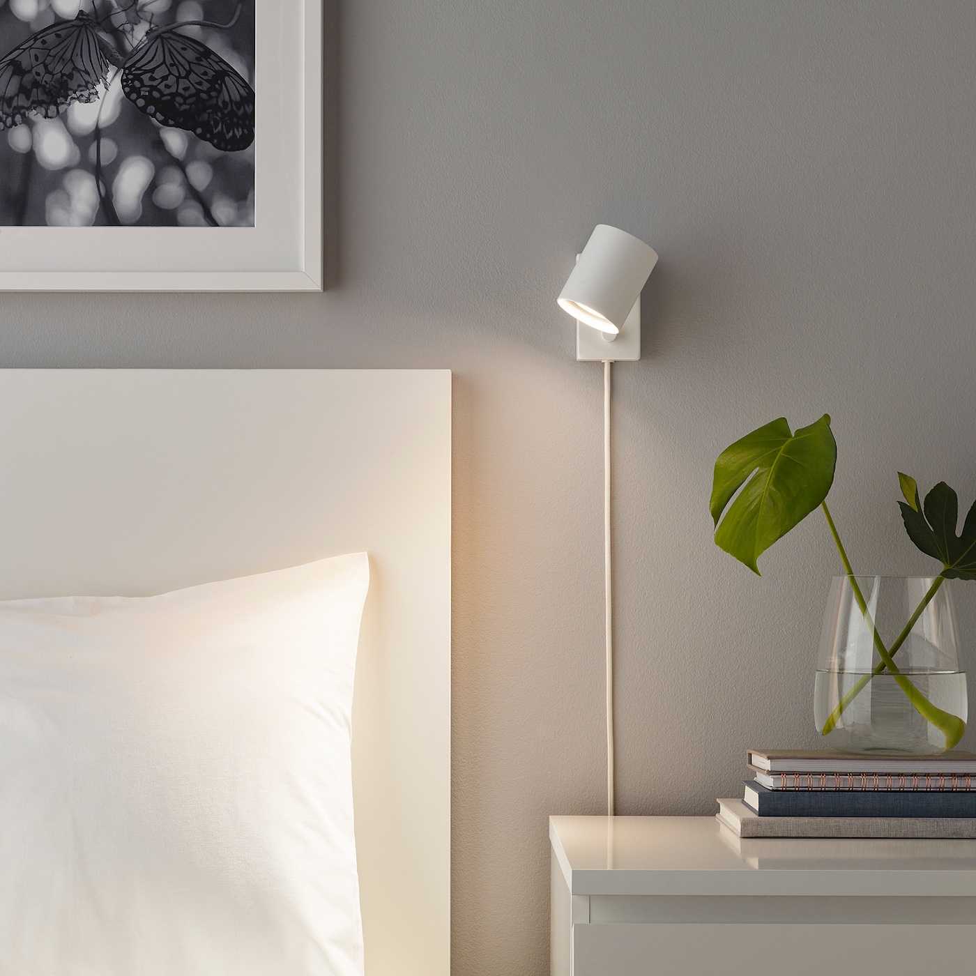 NYMÅNE wall/reading lamp white - IKEA