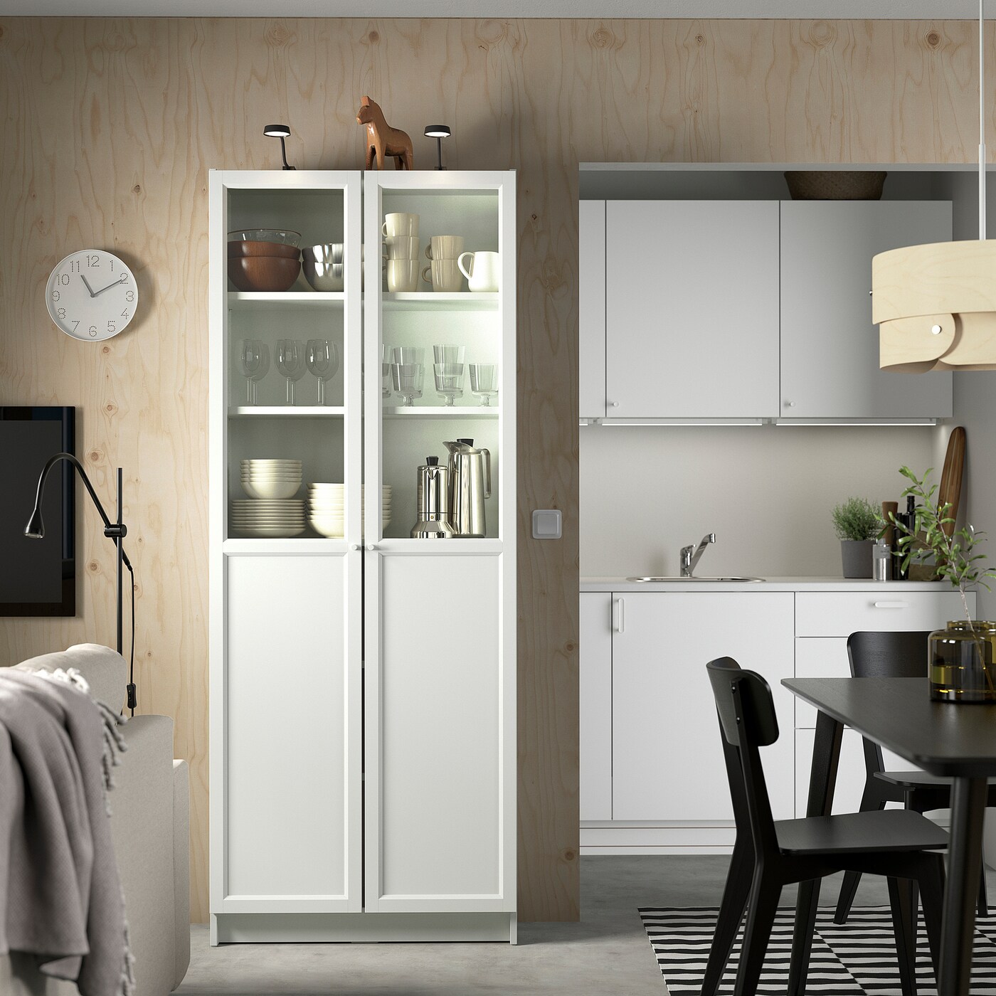昼夜営業のスタイリッシュなカフェのインテリア｜IKEA【公式