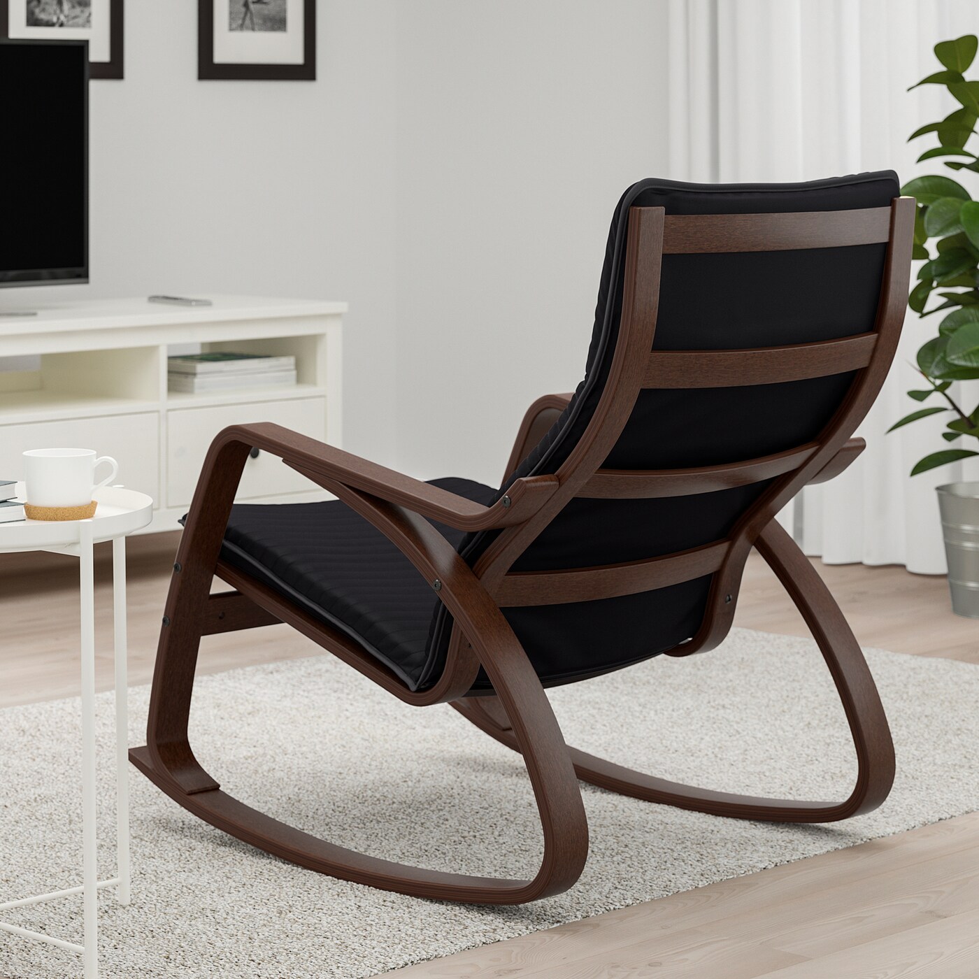 【IKEA】POANG 椅子 POÄNG rocking-chair brown/Knisa black - IKEA