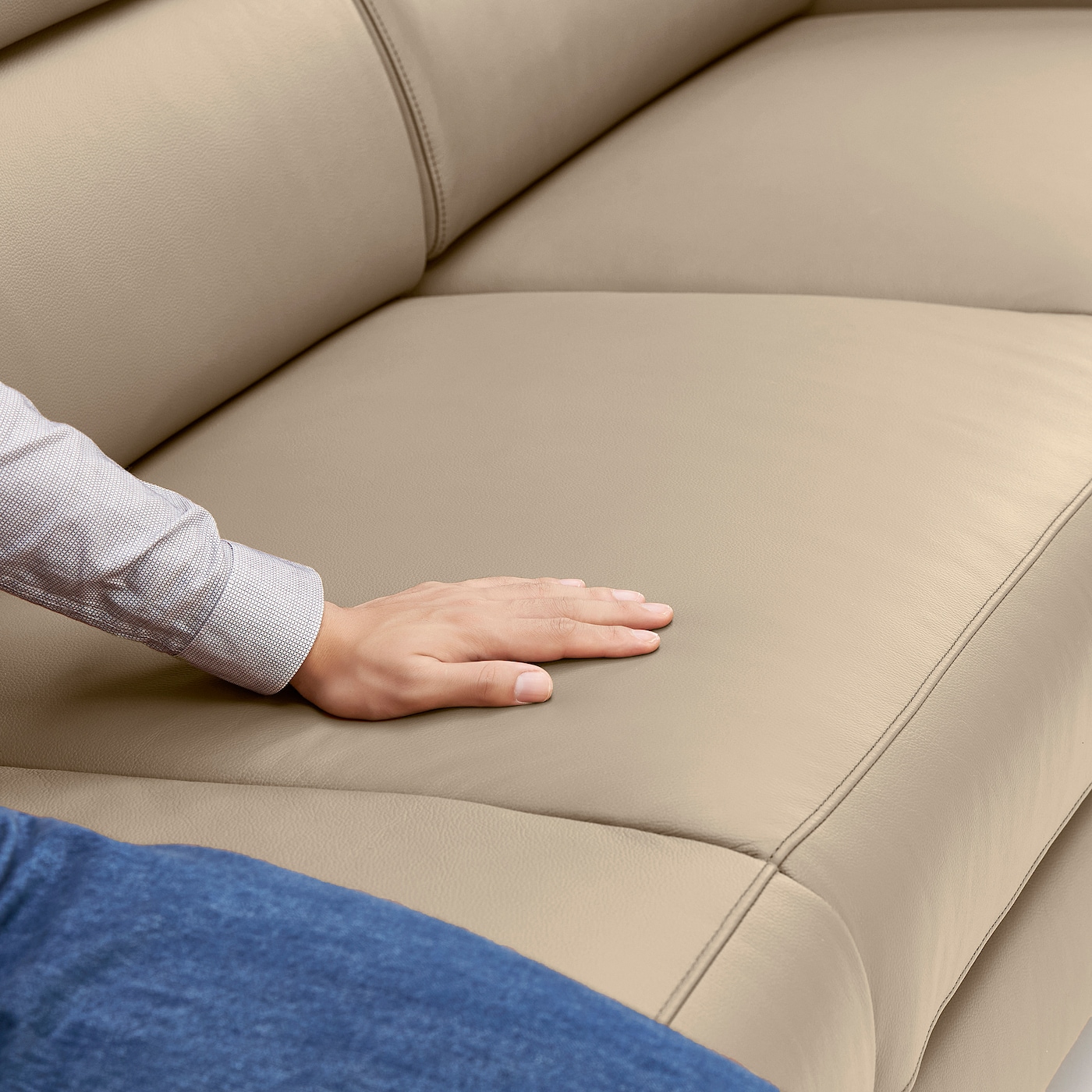 ★★Adairs★★ Puppylet Beige Green GX4645 RULLERUM recliner, electric Grann/Bomstad beige - IKEA