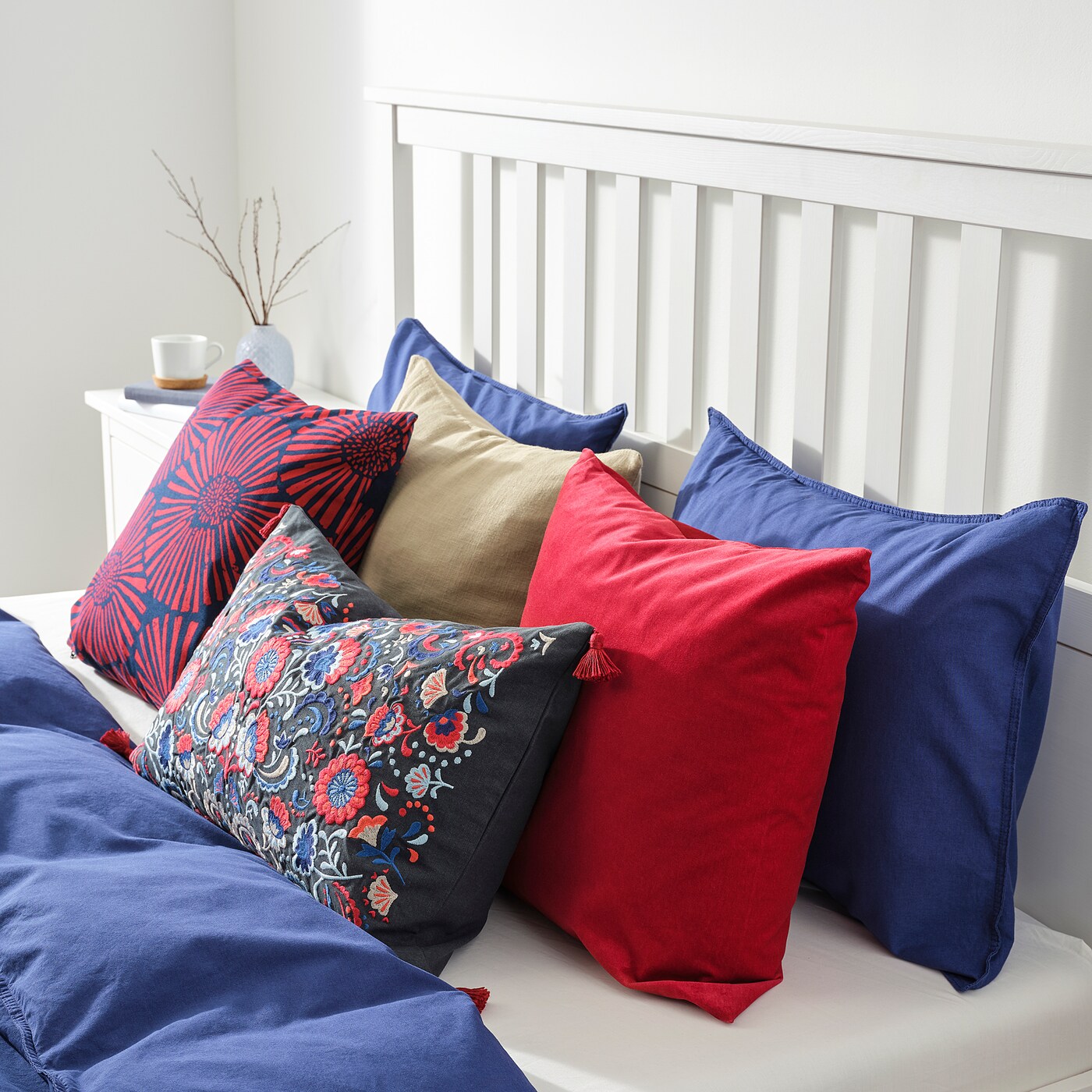 I ♡ Baroque Cushion 17.7