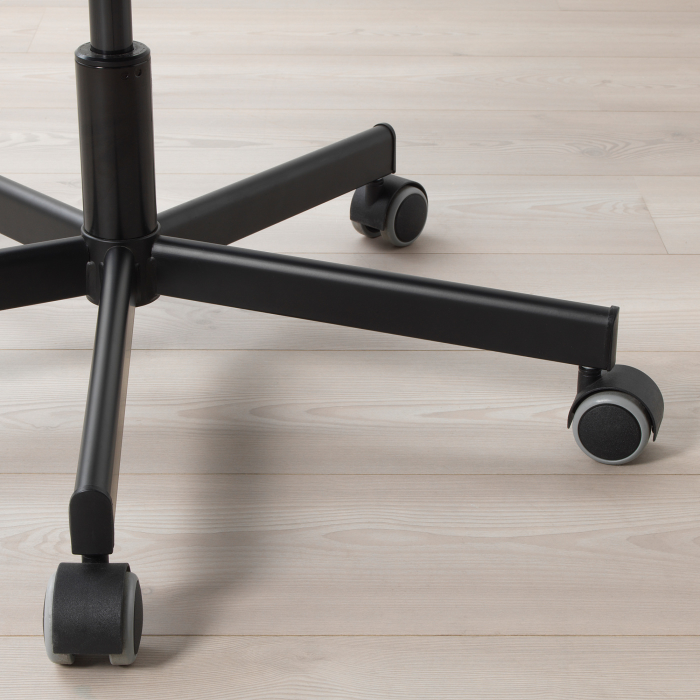 SKRUVSTA swivel chair Idhult black - IKEA